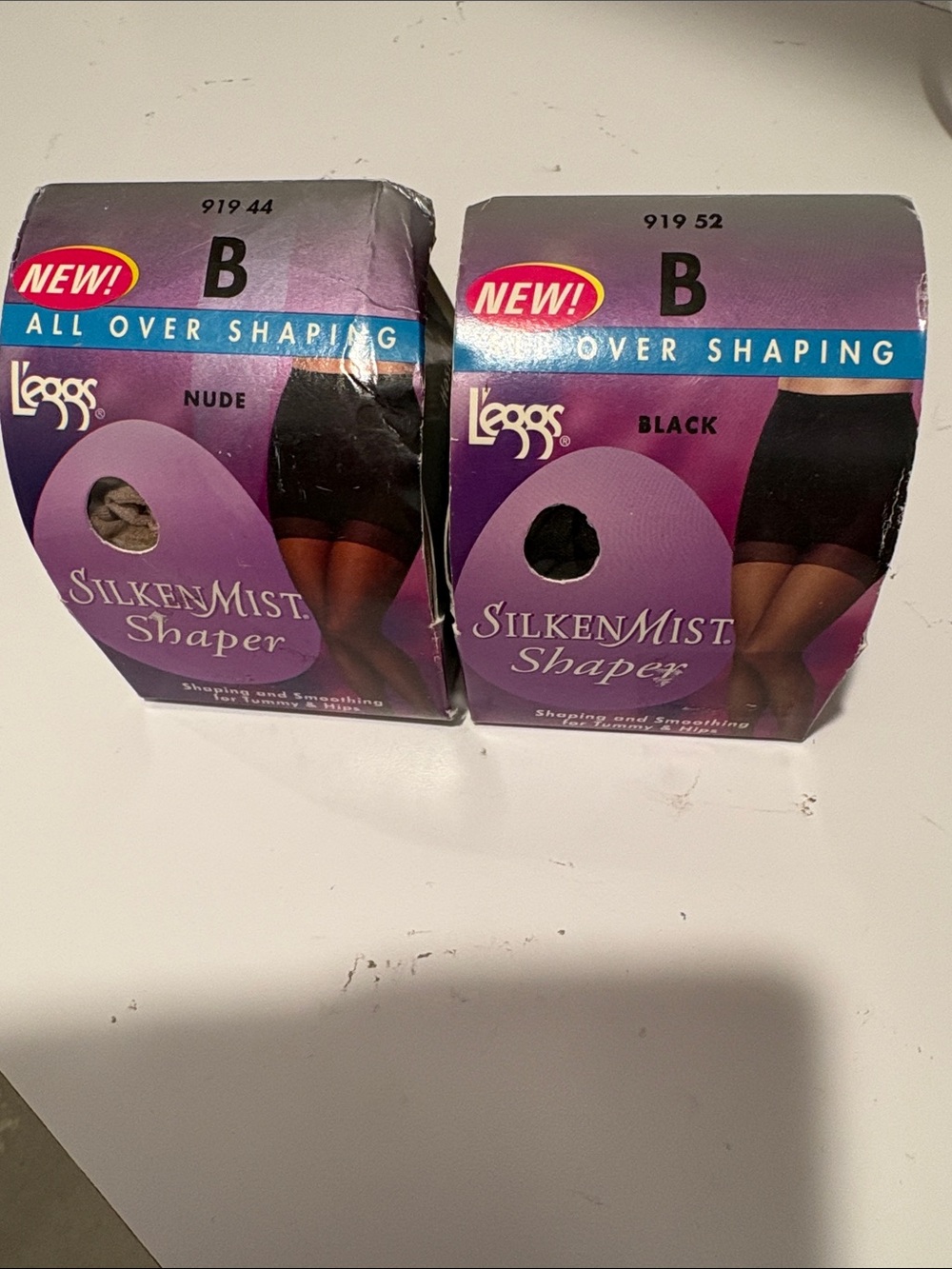L’eggs SilkenMist Shaper All Over Shaping Pantyhose- Black & Nude Size B - Picture 1 of 3